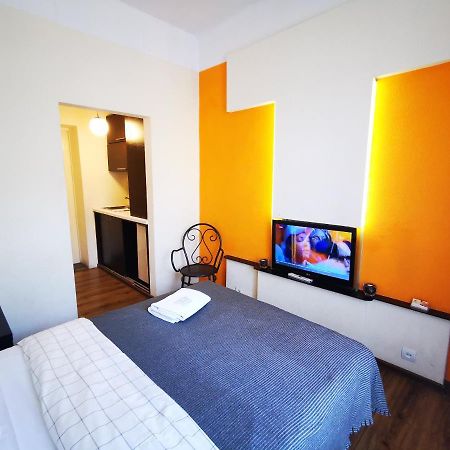 Orange Studio With Balcony Apartment Klaipeda Luaran gambar