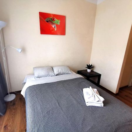 Orange Studio With Balcony Apartment Klaipeda Luaran gambar