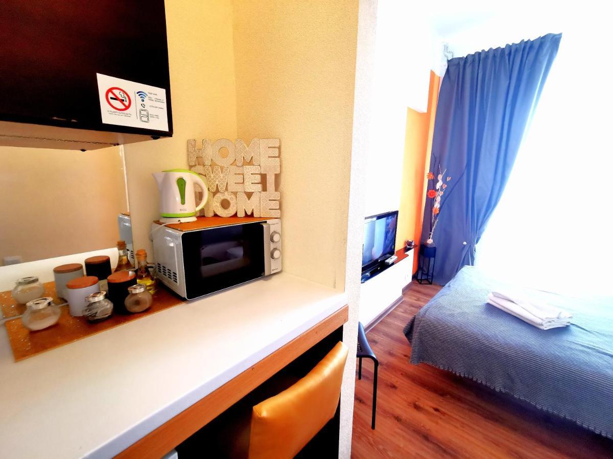 Orange Studio With Balcony Apartment Klaipeda Luaran gambar